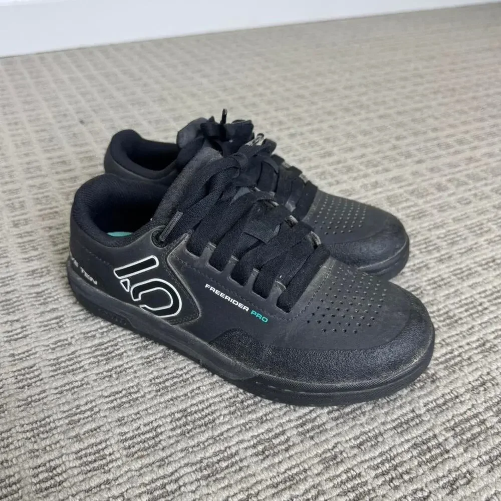 Freerider Pro Men's Black Athletic Shoes